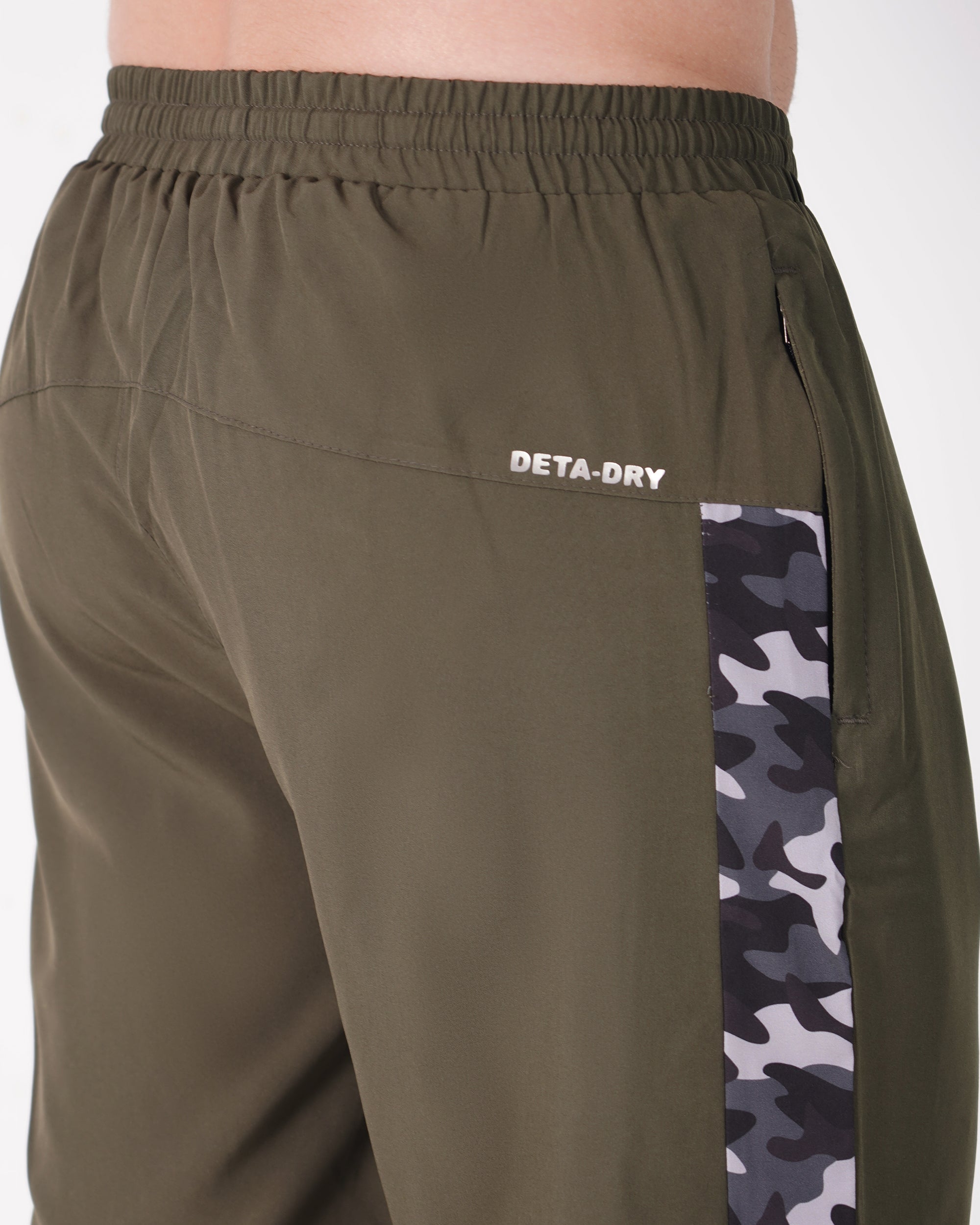 Deta-Dry Men's Active Camouflage Print Shorts Olive Green